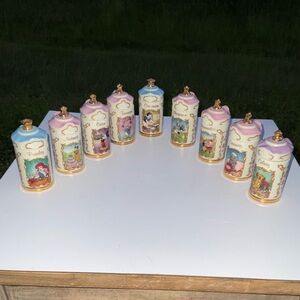 “NEVER USED” Excellent Condition!  1995 Lenox Disney Spice Jars.  (Set Of 8)